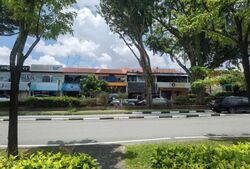 Kensington Park Road (D19), Retail #566278351
